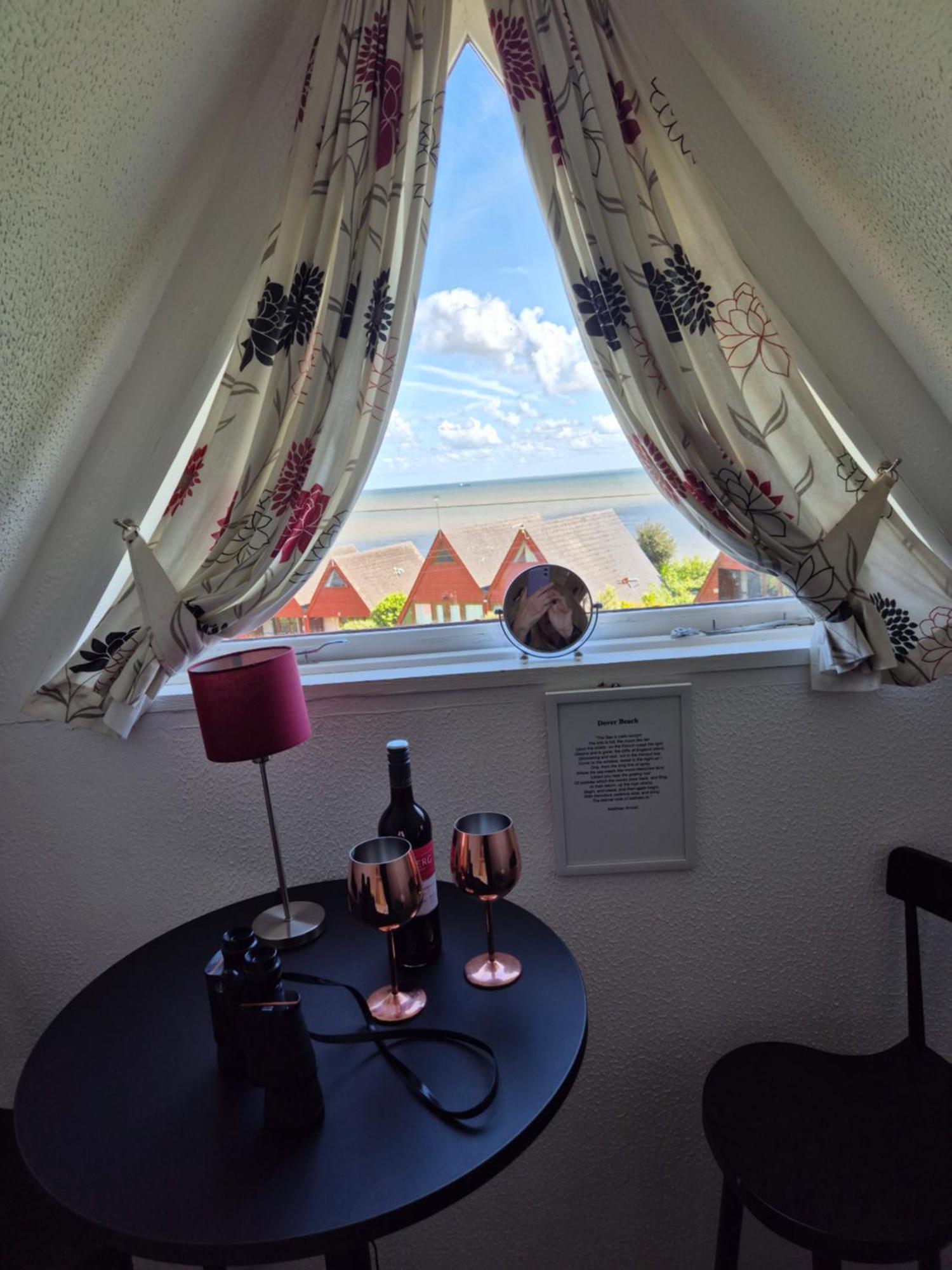 Villa Wow! Amazing Sea Views At Coastal Chalet In Kingsdown Park With Pool No 40 Exterior foto